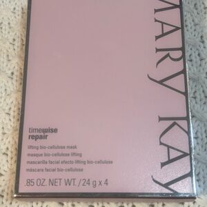 Mary Kay Timewise Repair Bio-Cellulose Mask in Pink